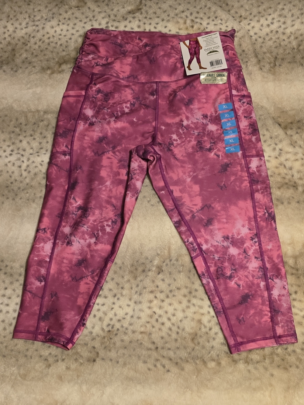 Earth Yoga Women's Pink Tie-Dye Capri Leggings